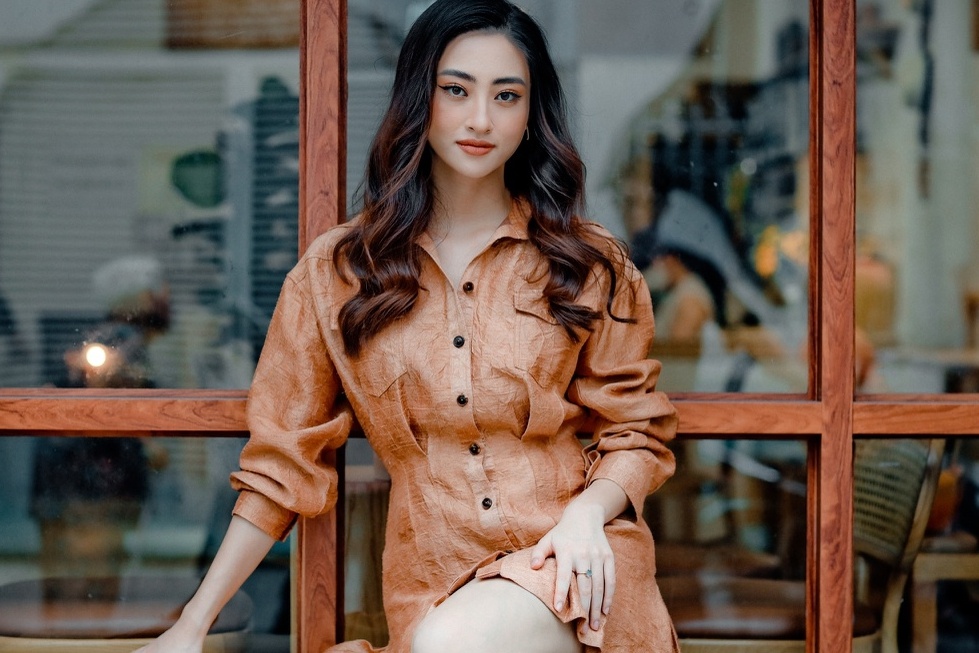 Luong Thuy Linh: ‘Toi khong chi co doi chan dai 1,22 m’ hinh anh