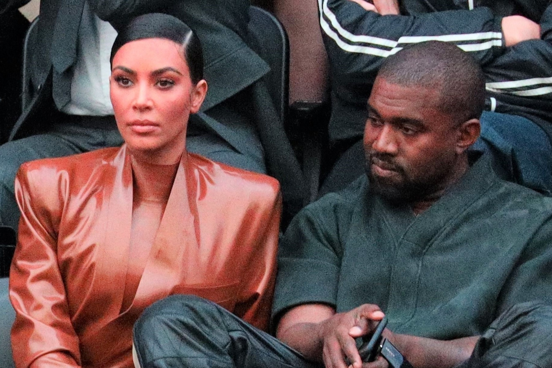 Kanye West kho cuu van hon nhan voi Kim Kardashian hinh anh