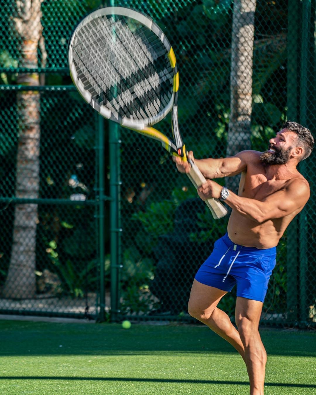 vua mạng xã hội Dan Bilzerian ảnh 7 vua mang xa hoi Dan Bilzerian anh 7