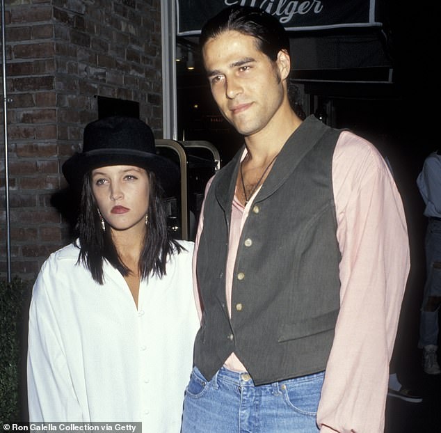 Lisa Marie Presley anh 2