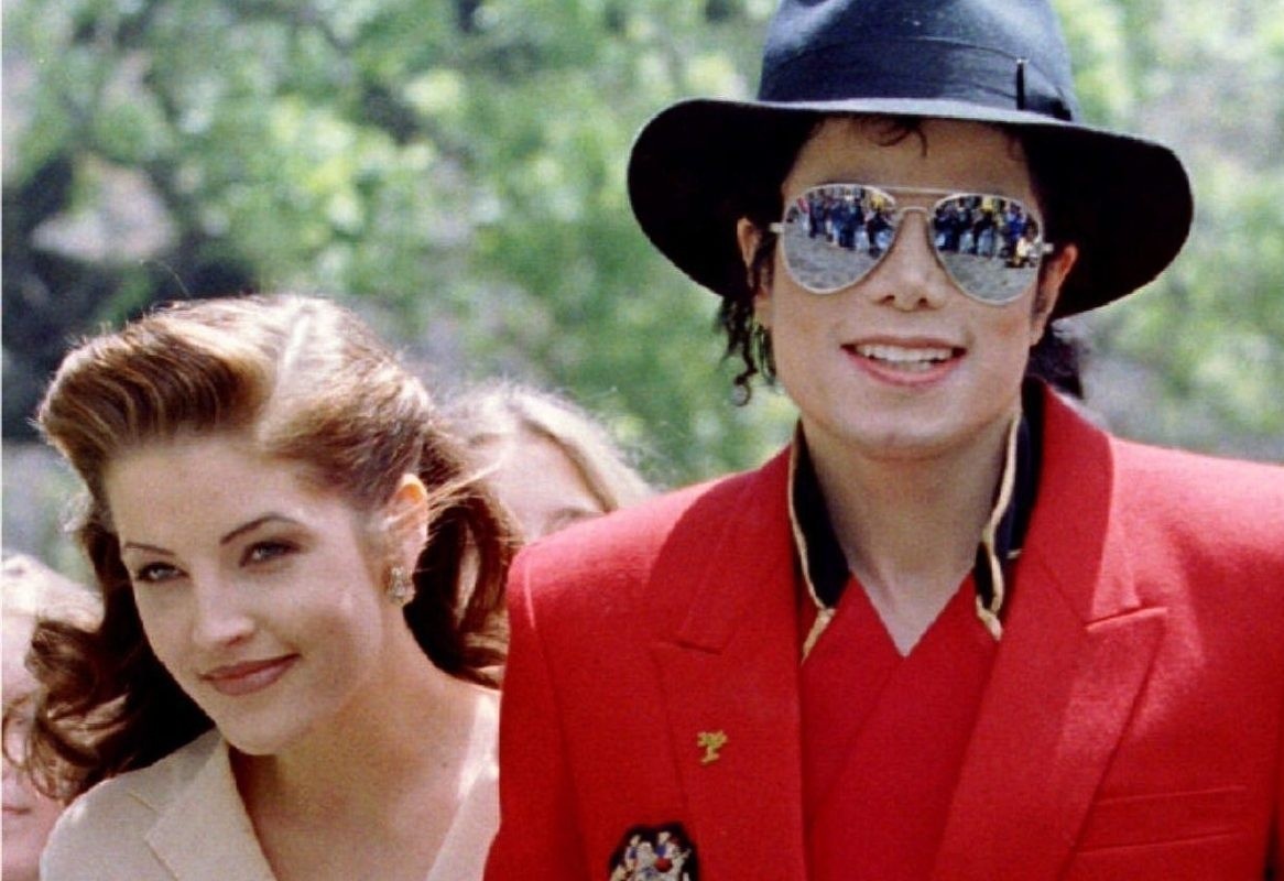 Bon cuoc hon nhan cua Lisa Marie Presley hinh anh