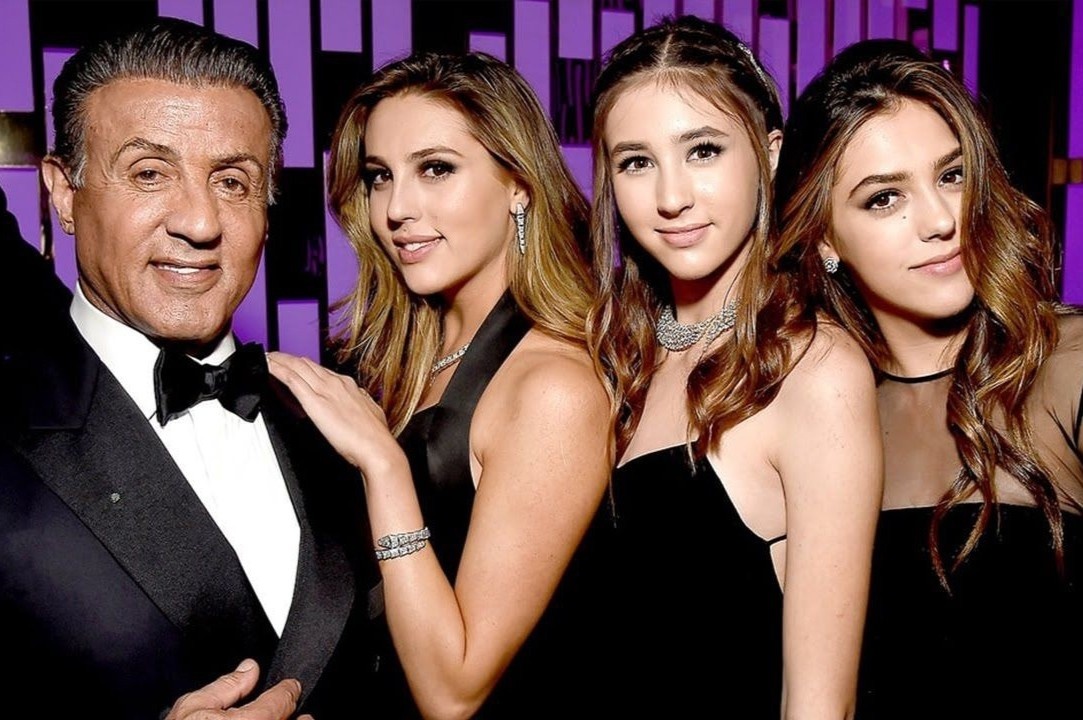 Ba con gai cua tai tu 'Rambo' duoc khen xinh dep hinh anh