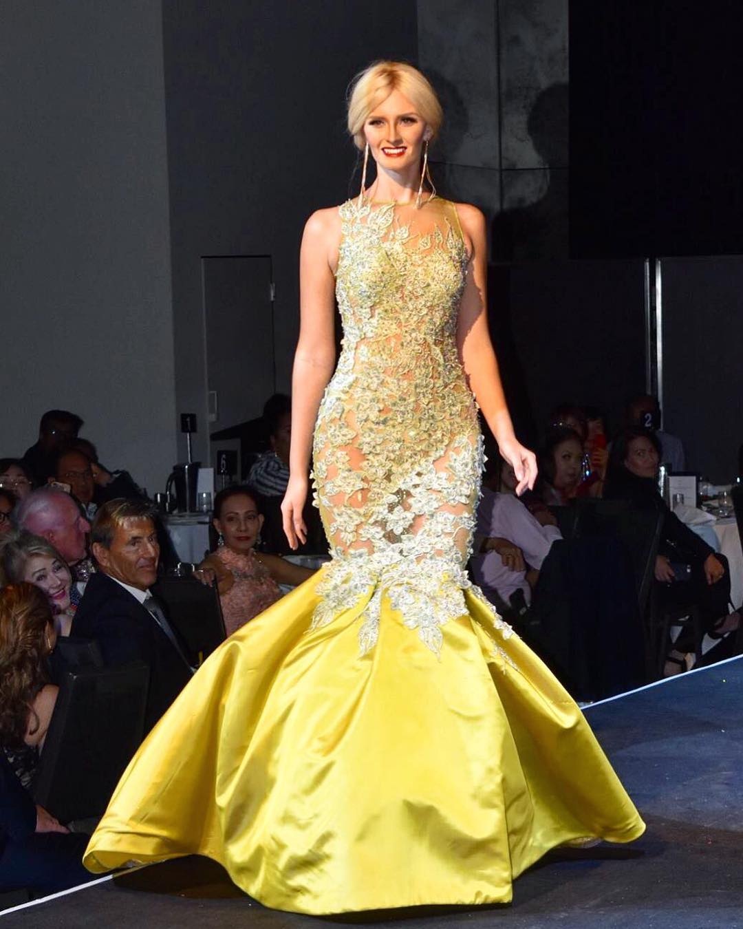 hoa hau mac ung thu anh 8