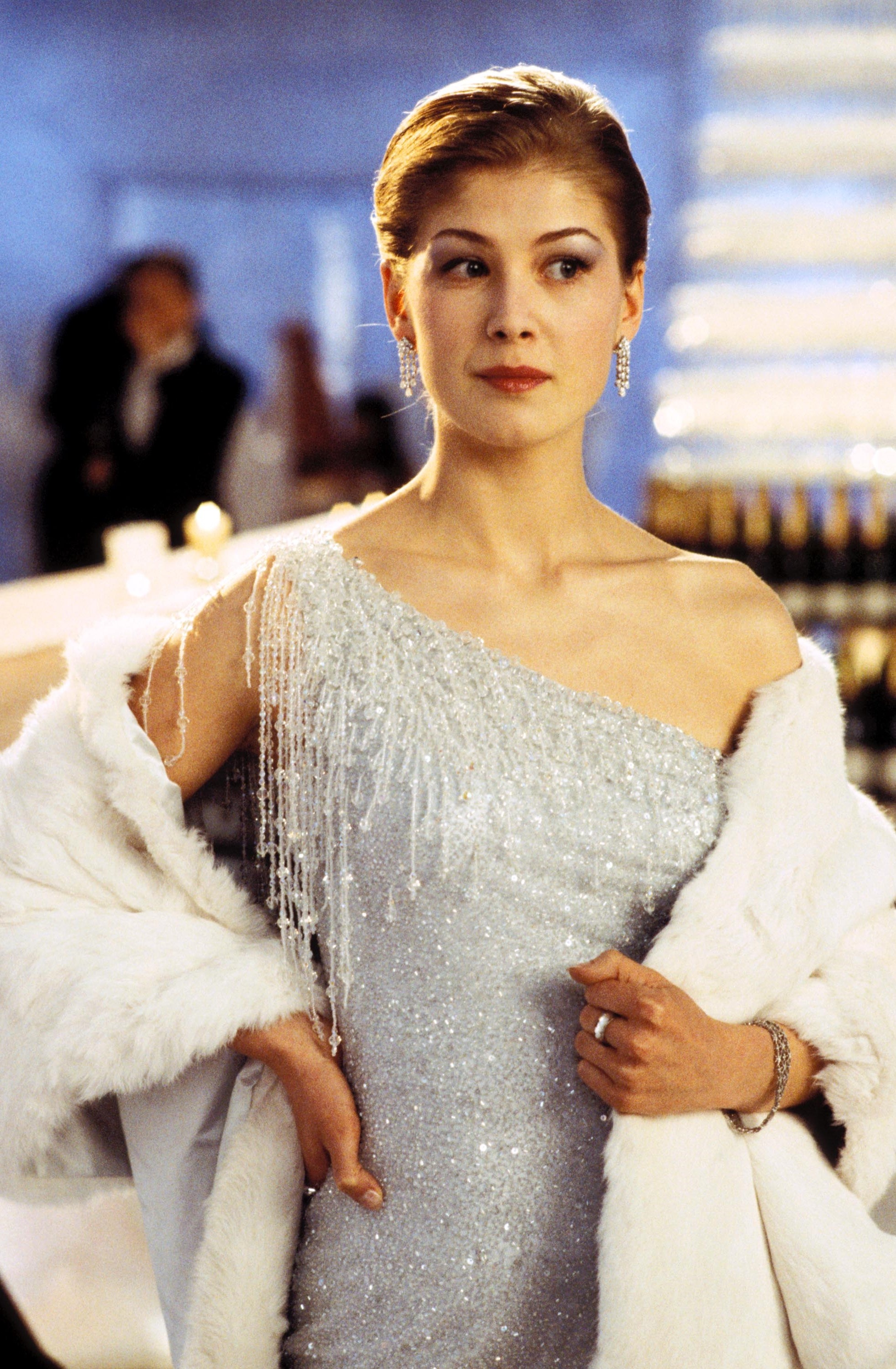 gone girl Rosamund Pike anh 2