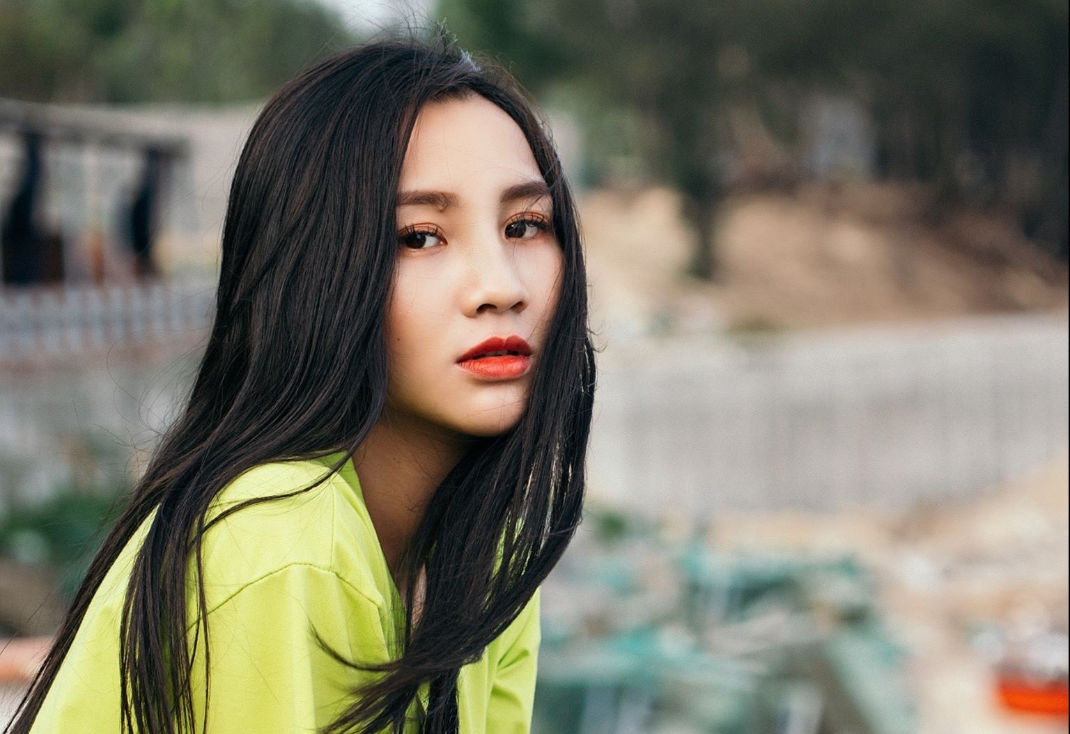 Co gai dan toc Nung thi Hoa hau Viet Nam 2020 hinh anh