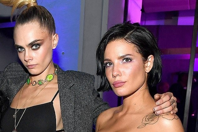 Cara Delevingne yeu nu ca si Halsey hinh anh