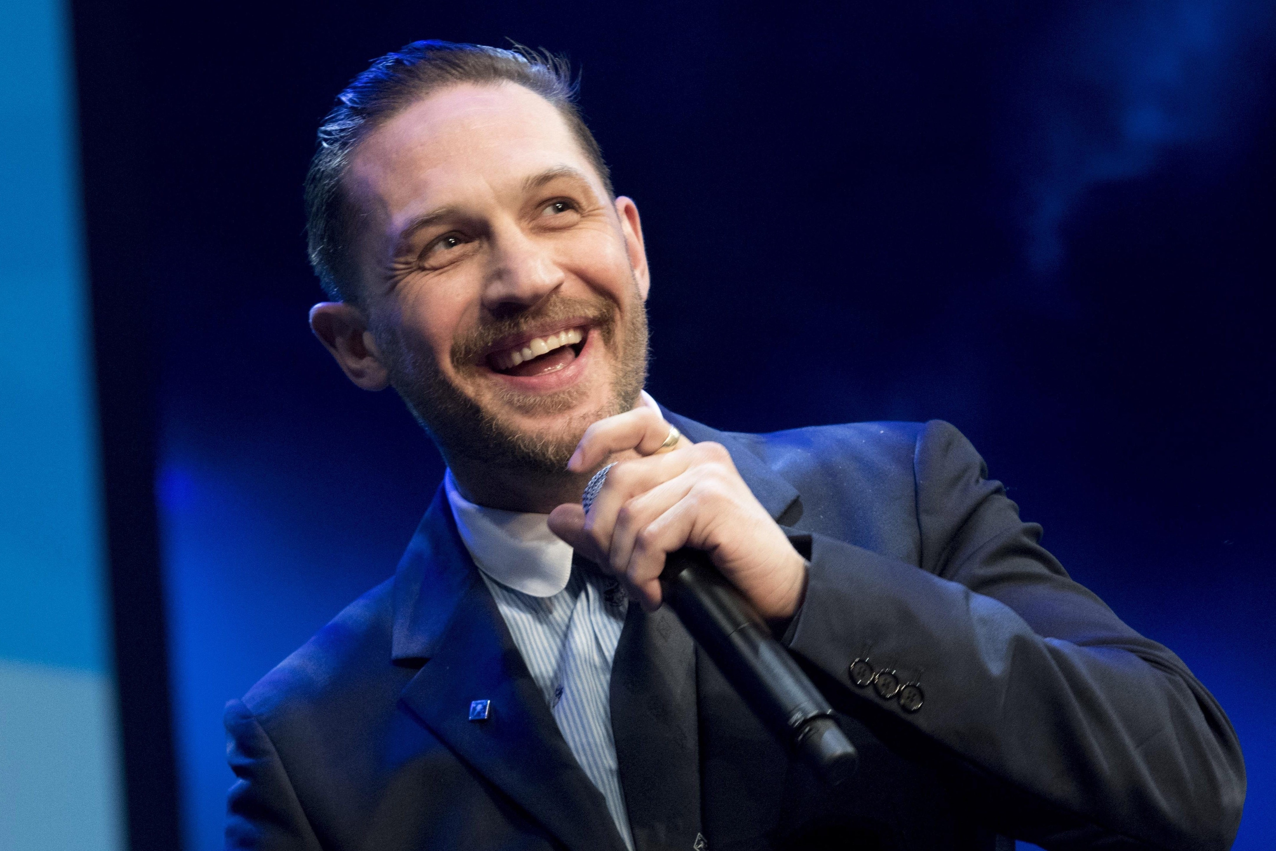 Tom Hardy - ga trai hu dung truoc co hoi tro thanh James Bond hinh anh