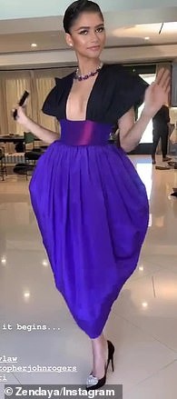 jennifer aniston du emmy awards anh 4