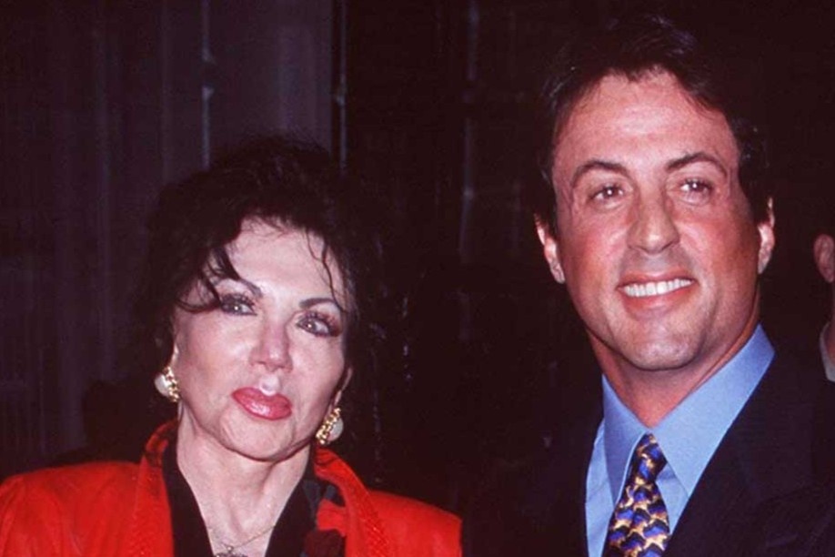 Ngoi sao hanh dong Sylvester Stallone tri an me hinh anh