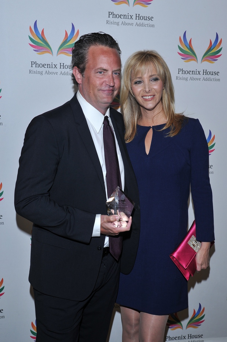 Lisa Kudrow sau 23 năm đóng Friends ảnh 6 Lisa Kudrow sau 23 nam dong Friends anh 6