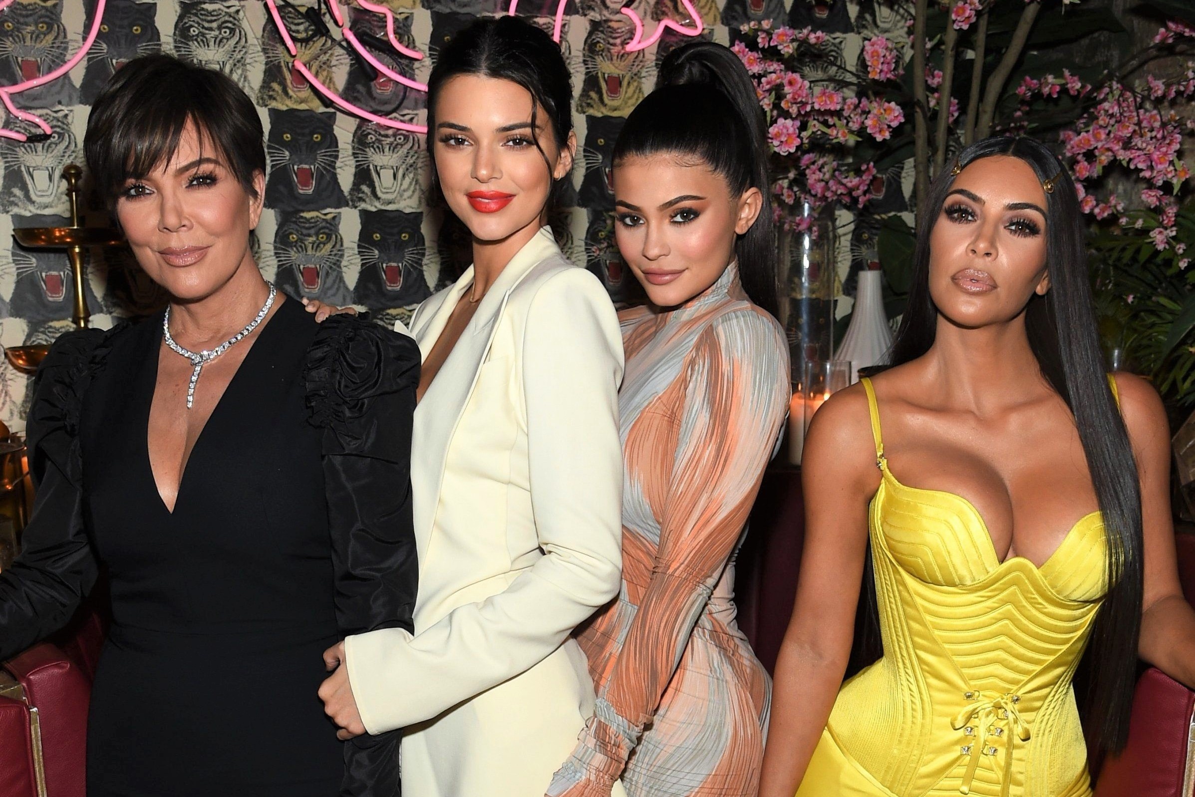 Nhung gia dinh dong con o Hollywood hinh anh