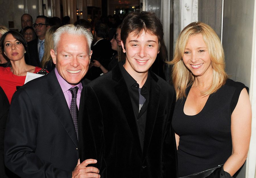 Lisa Kudrow sau 23 nam dong Friends anh 10