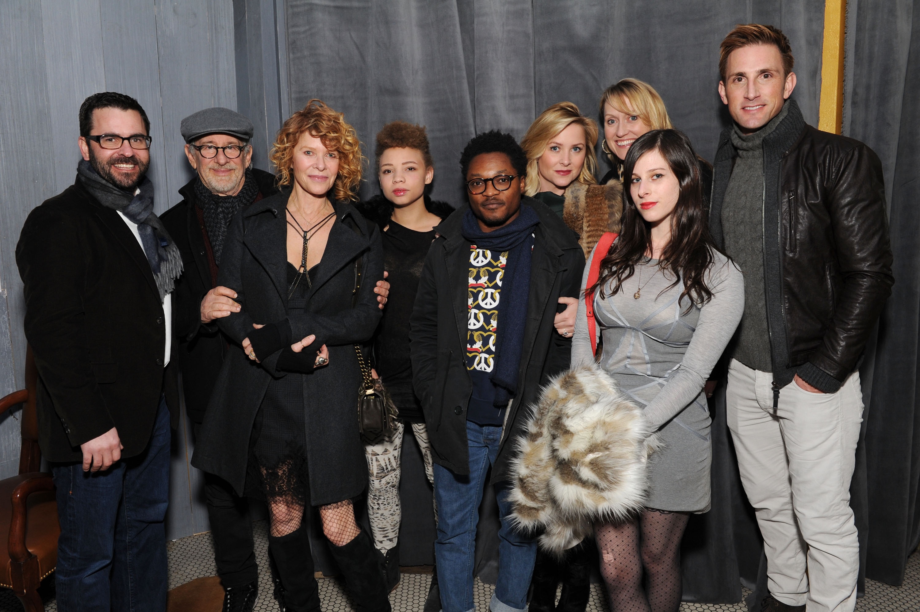 gia dinh dong con cua hollywood anh 4