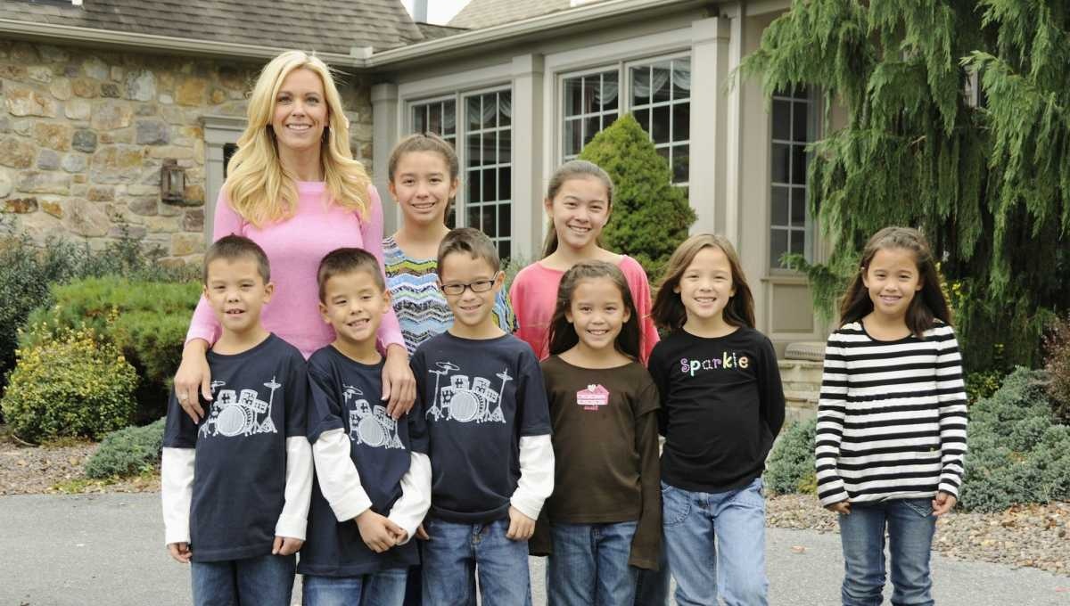 gia dinh dong con cua hollywood anh 8