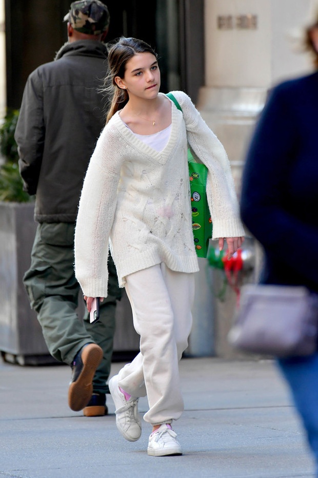 suri cruise ra dang thieu nu anh 13