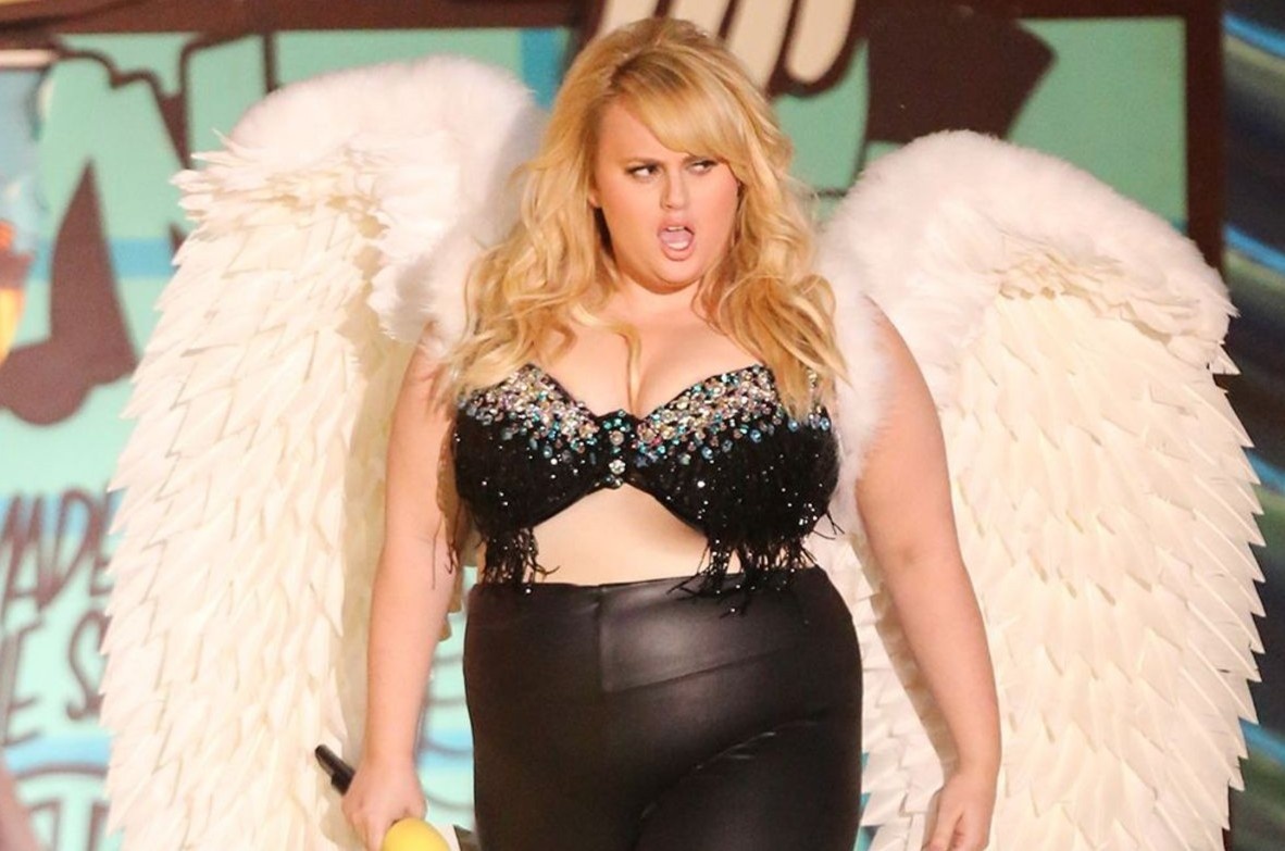 Rebel Wilson - my nhan 132 kg va hanh trinh yeu voi ban trai trieu USD hinh anh