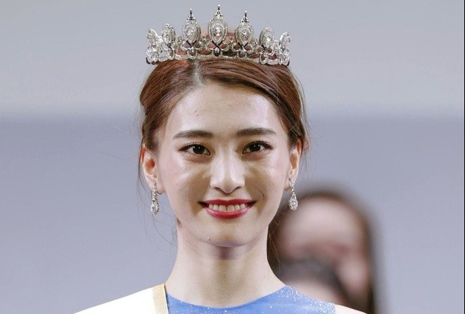 Nhung hoa hau bi che bai nhan sac hinh anh