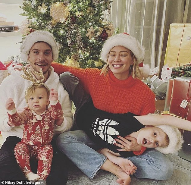 cong chua disney Hilary Duff mang bau anh 2