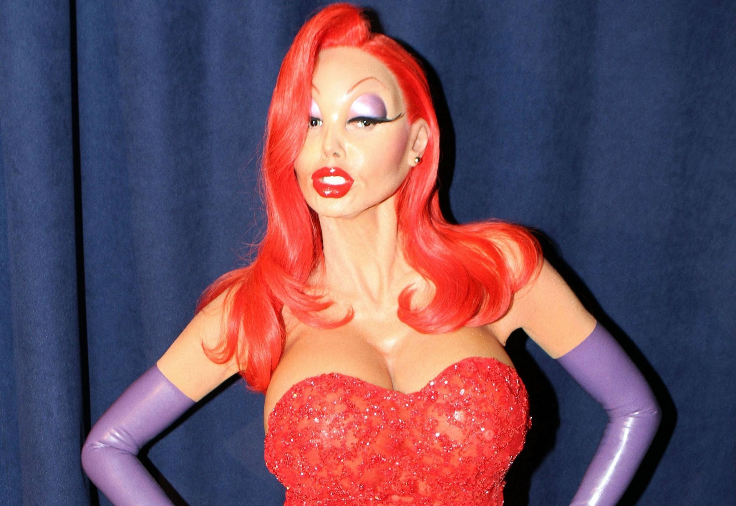 Cac man hoa trang cua Heidi Klum moi dip Halloween hinh anh