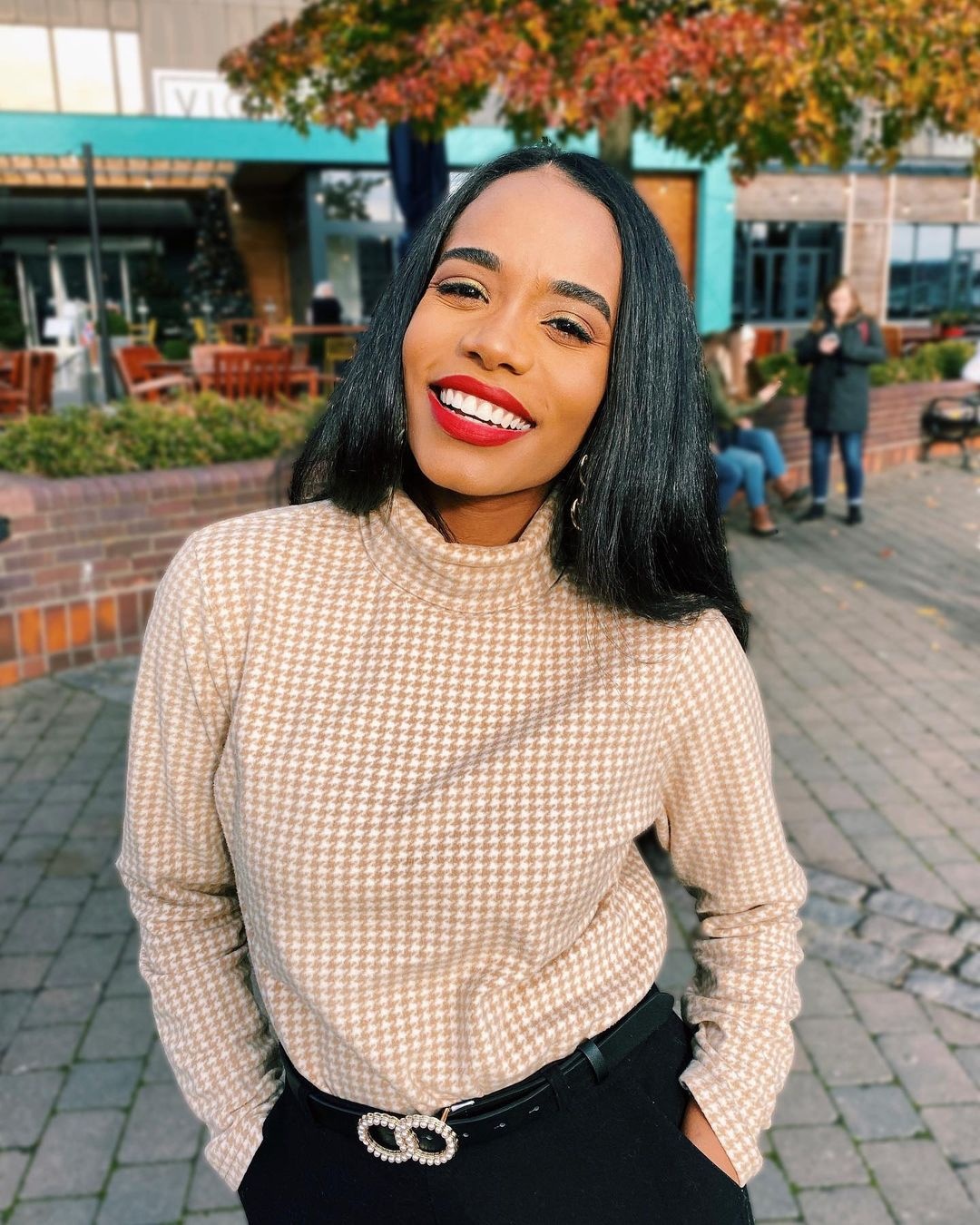 co gai da mau dang quang hoa hau anh 5