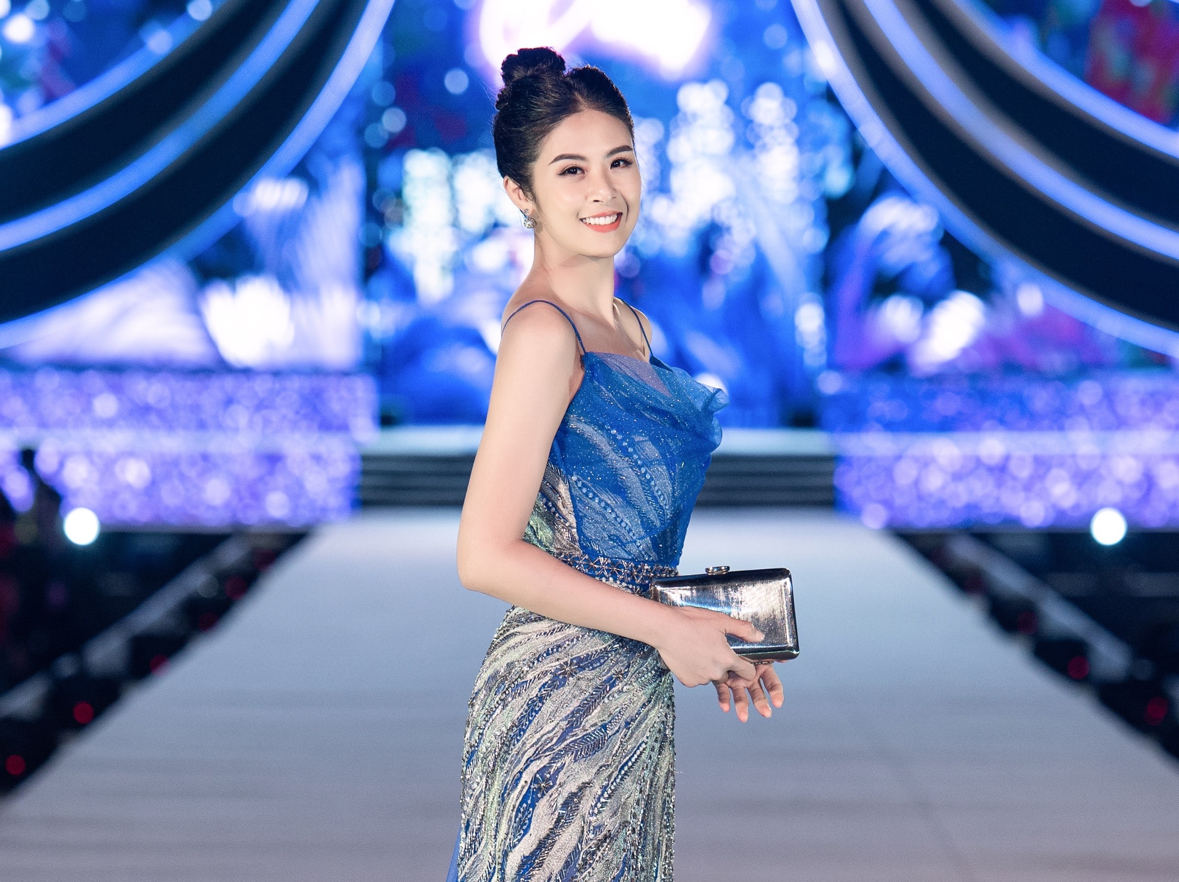 hoa hau viet nam 2020 anh 1