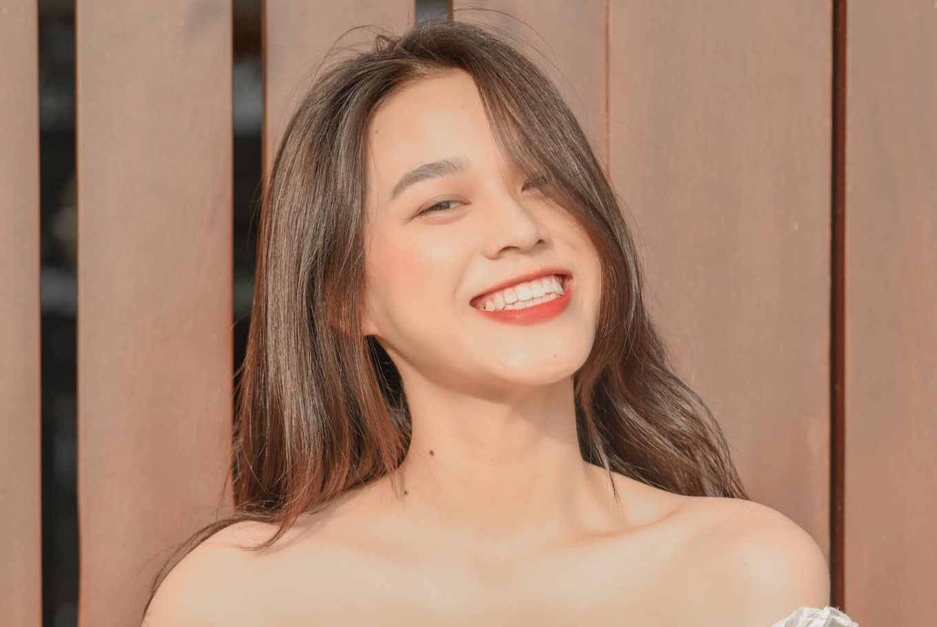 Co gai co doi chan dai 1,11 m o Hoa hau Viet Nam 2020 hinh anh