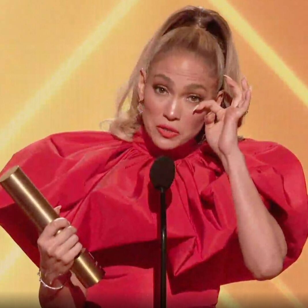 Demi Lovato lộ dáng mũm mĩm ảnh 15 Demi Lovato lo dang mum mim anh 15