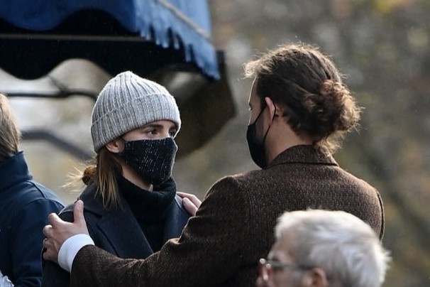 Anh hen ho hiem hoi cua Emma Watson va ban trai hinh anh