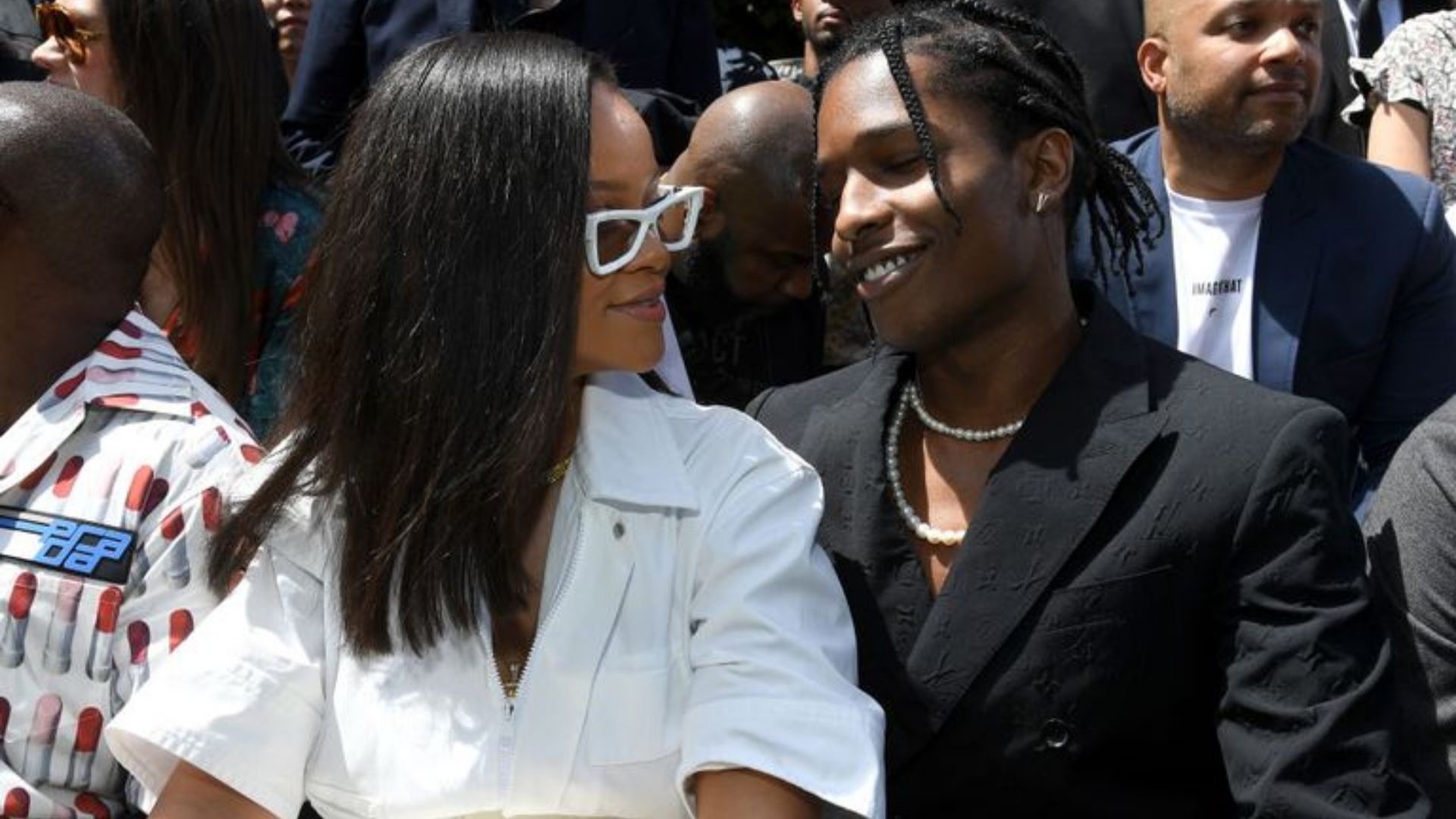 Rihanna va rapper AAP Rocky hen ho anh 2