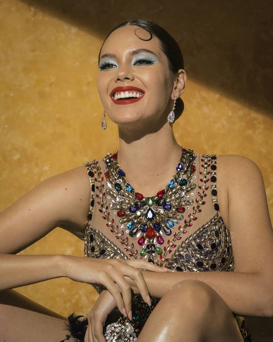 Mat moc cua Hoa hau Hoan vu Catriona Gray anh 3