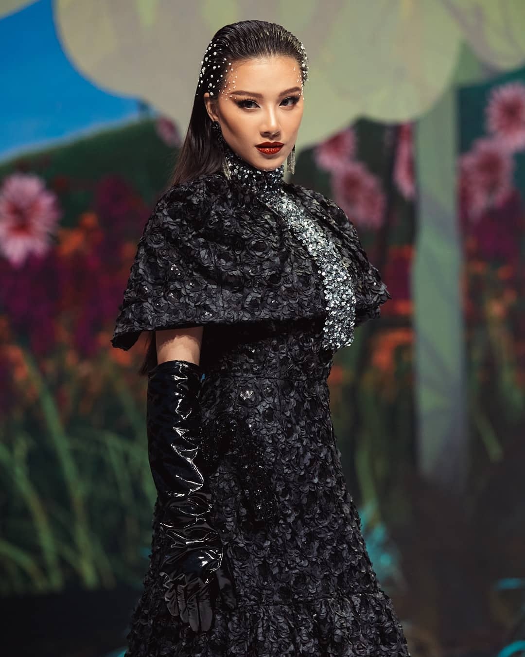 Á hậu Hoàn vũ Kim Duyên bị kêu giảm gân ảnh 3 A hau Hoan vu Kim Duyen bi keu giam gan anh 3