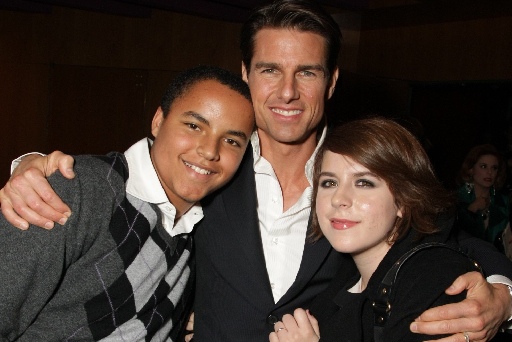 Con gai nuoi tu choi song cung Tom Cruise hinh anh