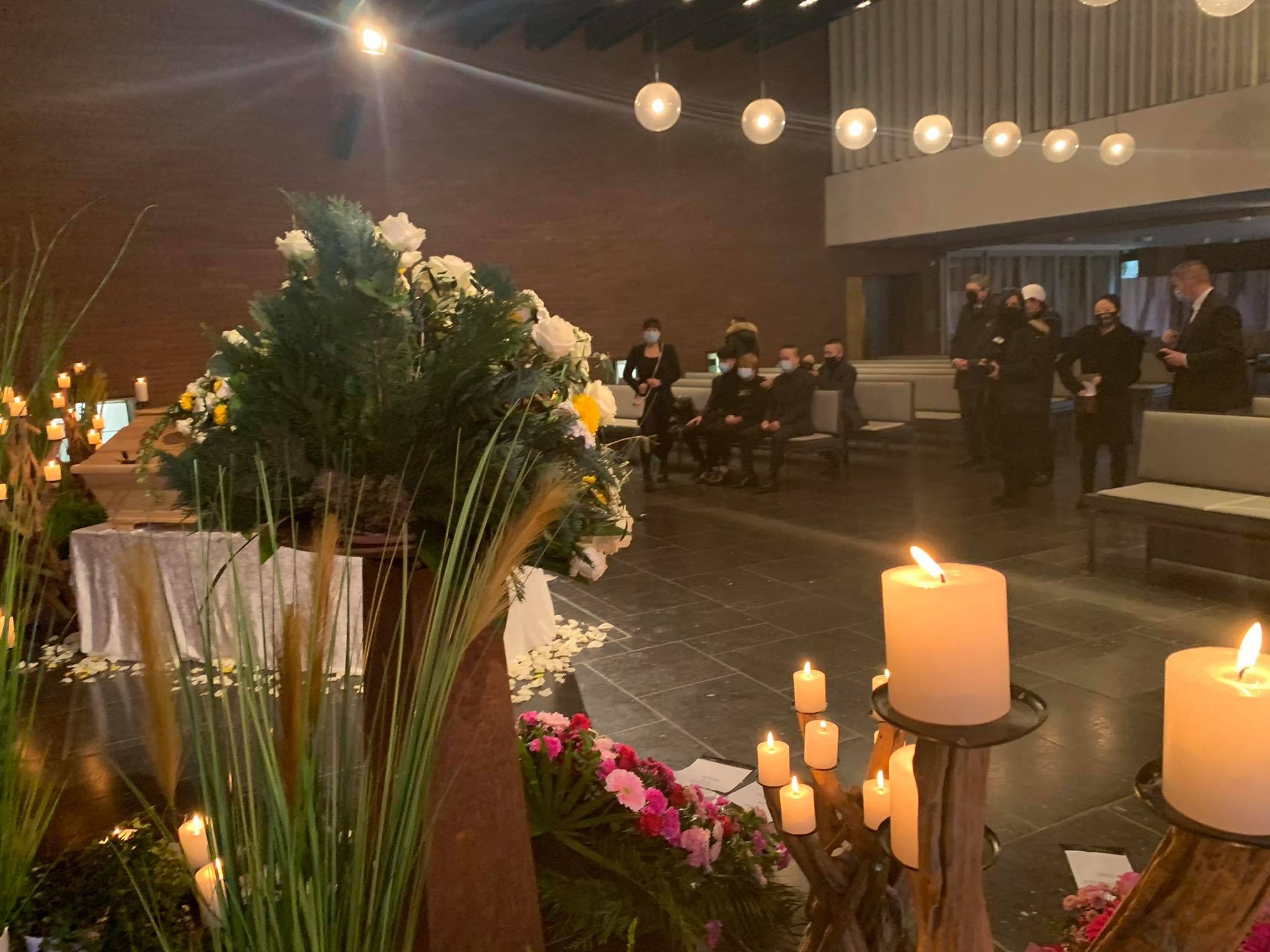 Gia đình đưa Brittanya Karma về nơi an nghỉ cuối cùng ảnh 2 Gia dinh dua Brittanya Karma ve noi an nghi cuoi cung anh 2