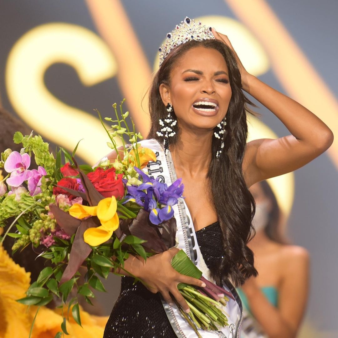 Khanh Van duoc du doan lot top 5 Hoa hau Hoan vu anh 19