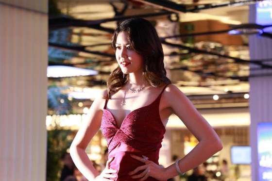 Hoa hau Hoan vu Trung Quoc 2020 anh 4