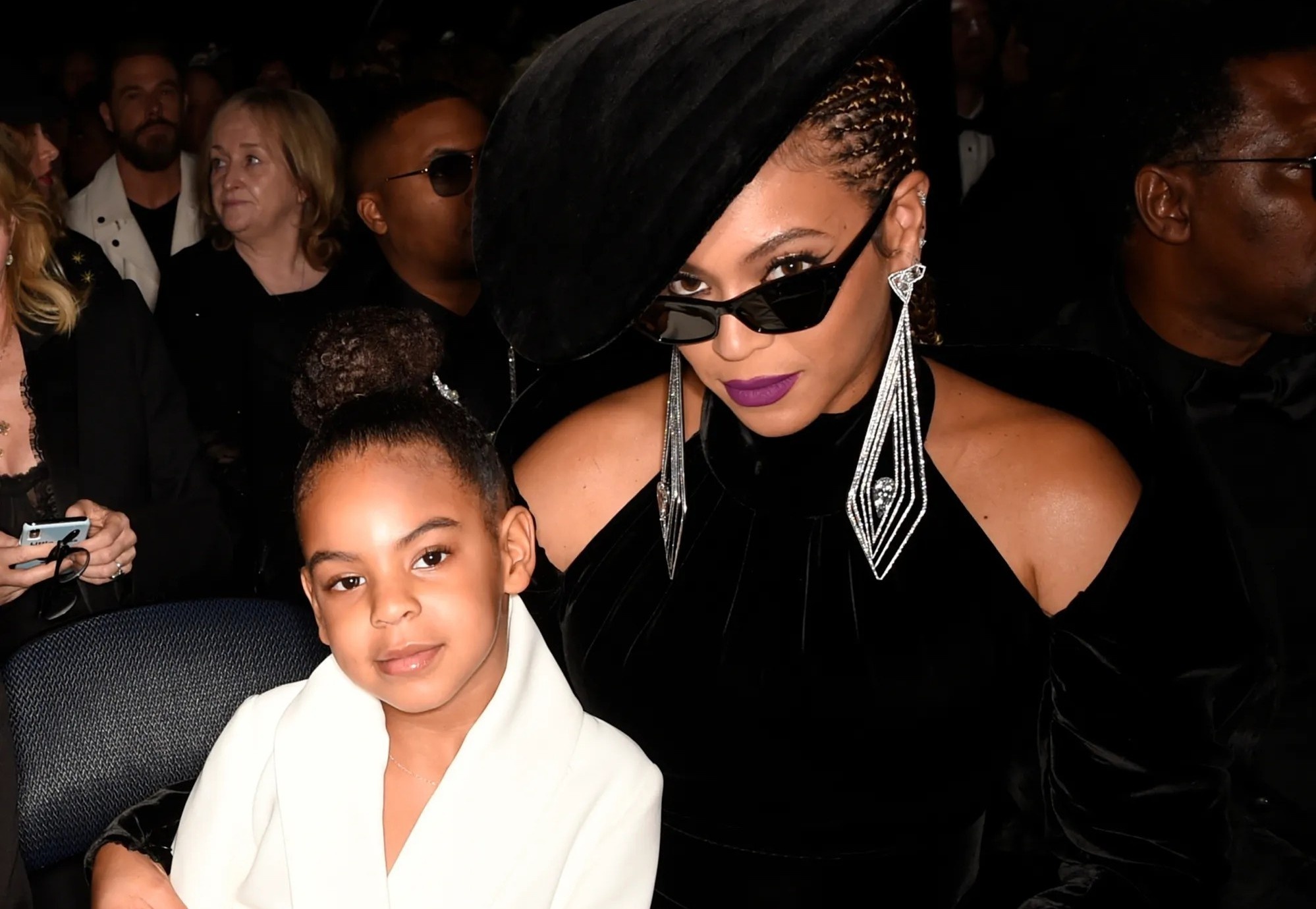 Con gai 8 tuoi cua Beyonce duoc de cu giai Grammy hinh anh