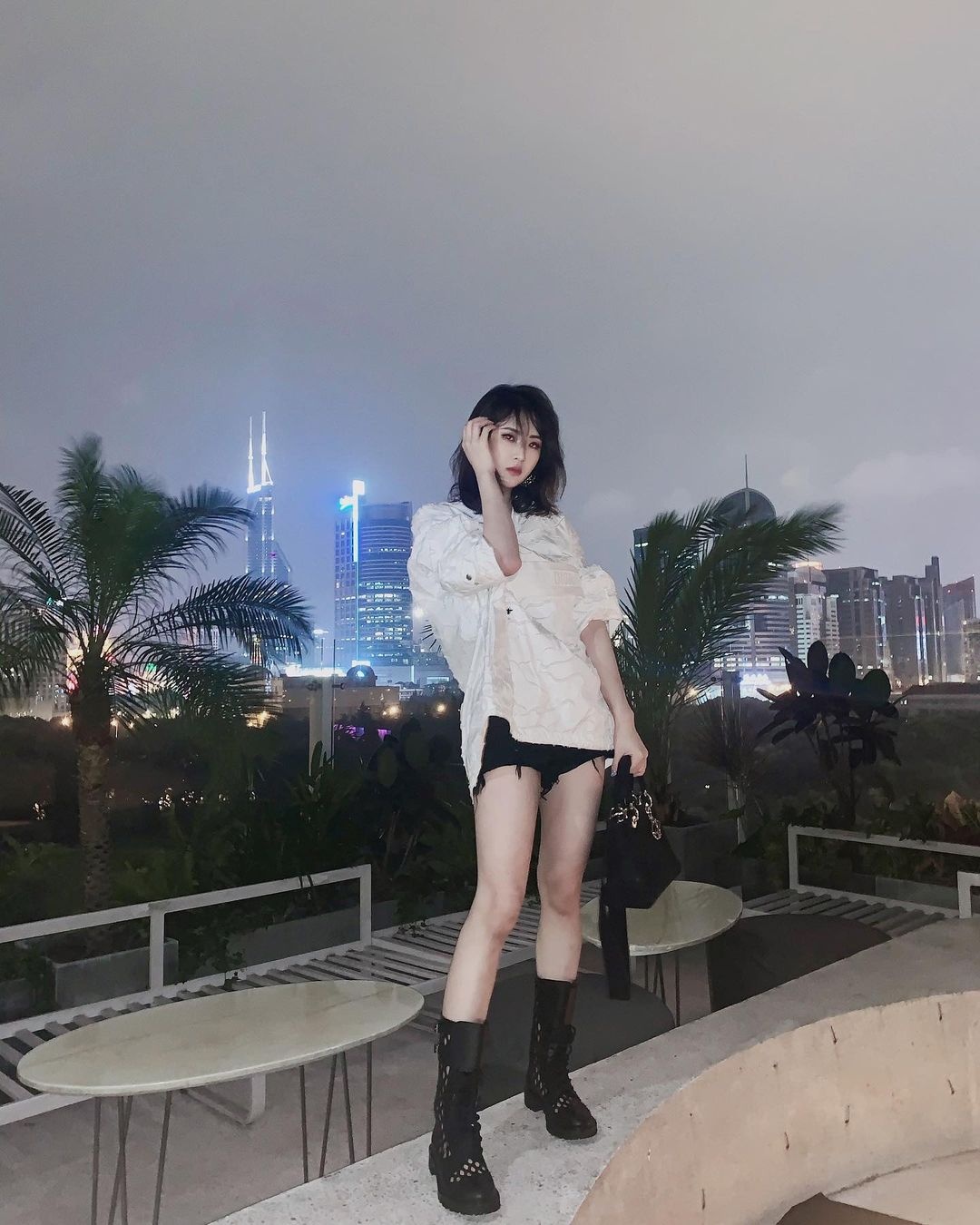 Con gai CEO Huawei lam nguoi mau anh anh 11