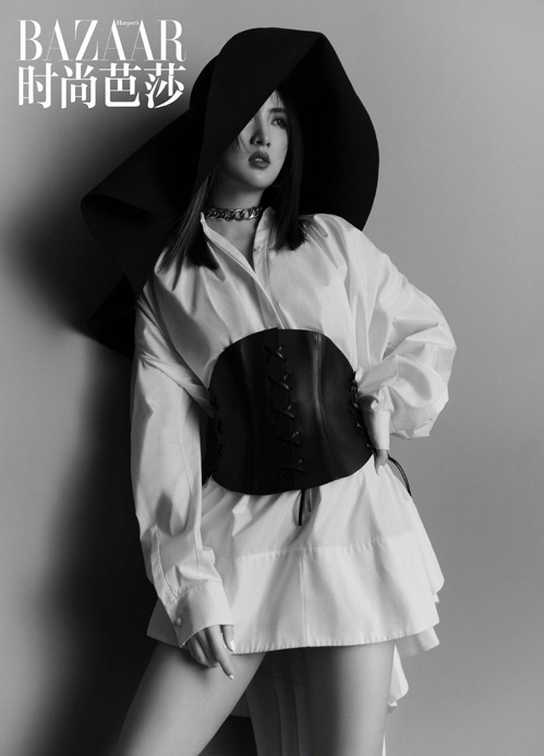 Con gai CEO Huawei lam nguoi mau anh anh 4