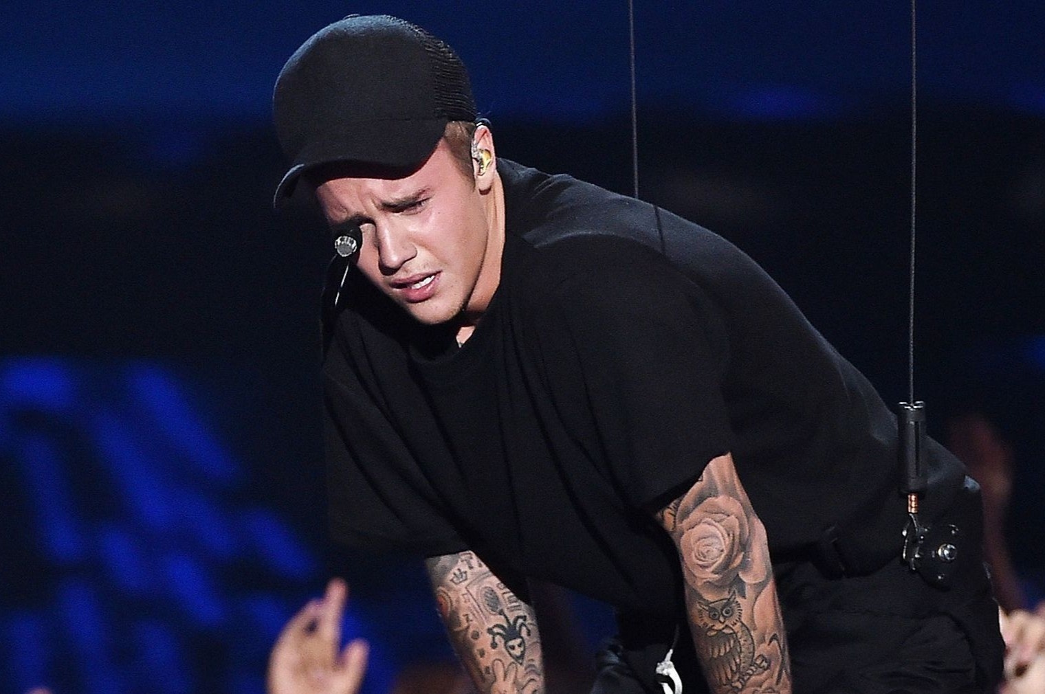 Nhung su co khi bieu dien cua Justin Bieber hinh anh