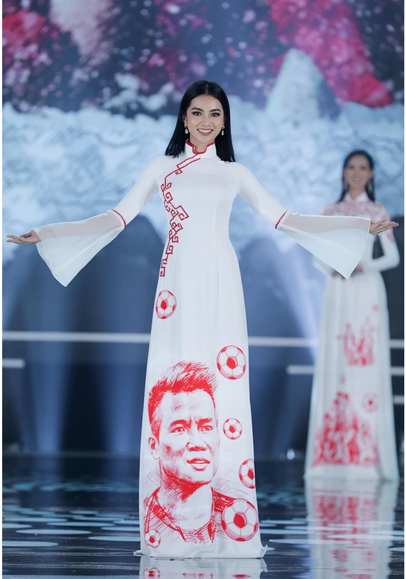 Nguyễn Thị Cẩm Đan ảnh 9 Nguyen Thi Cam Dan anh 9