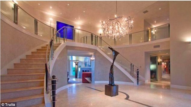 biet thu xa hoa cua The Rock anh 8