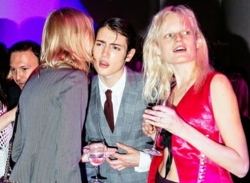 Cai chet o tuoi 24 va bi kich cua rich kid gioi thoi trang hinh anh