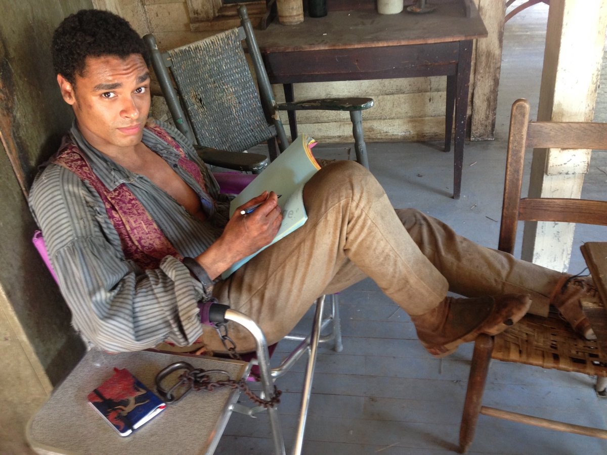 canh phim Bridgerton bi dua len web khieu dam anh 5