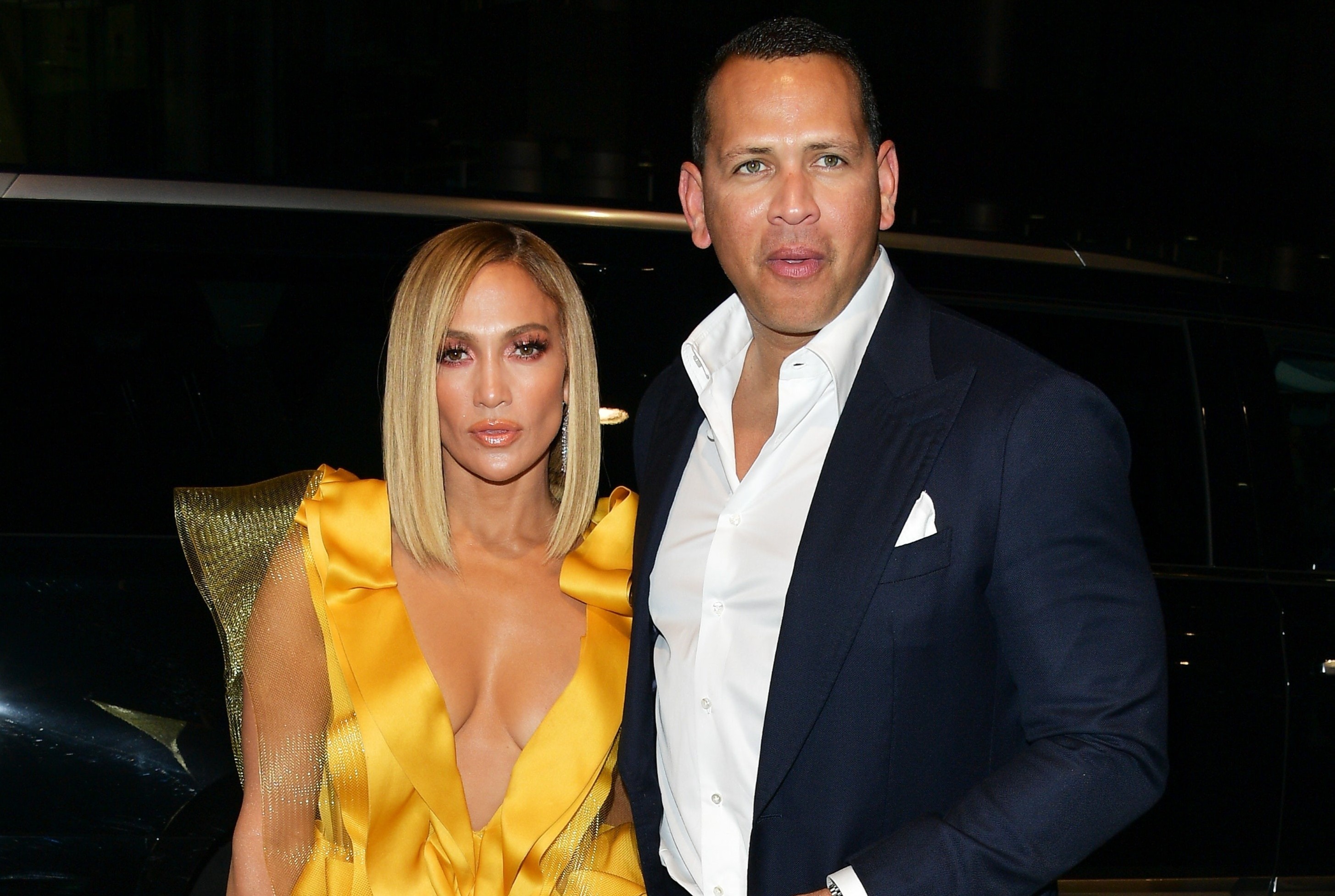 Chong sap cuoi cua Jennifer Lopez lien tuc bi to ngoai tinh hinh anh