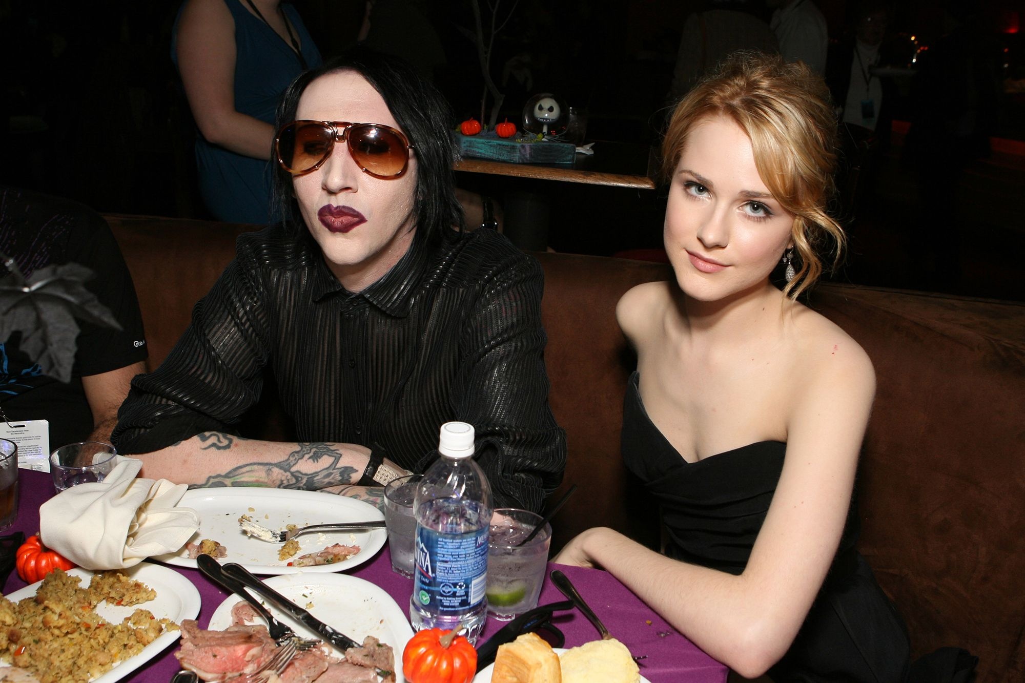 Evan Rachel Wood bi bao hanh anh 2