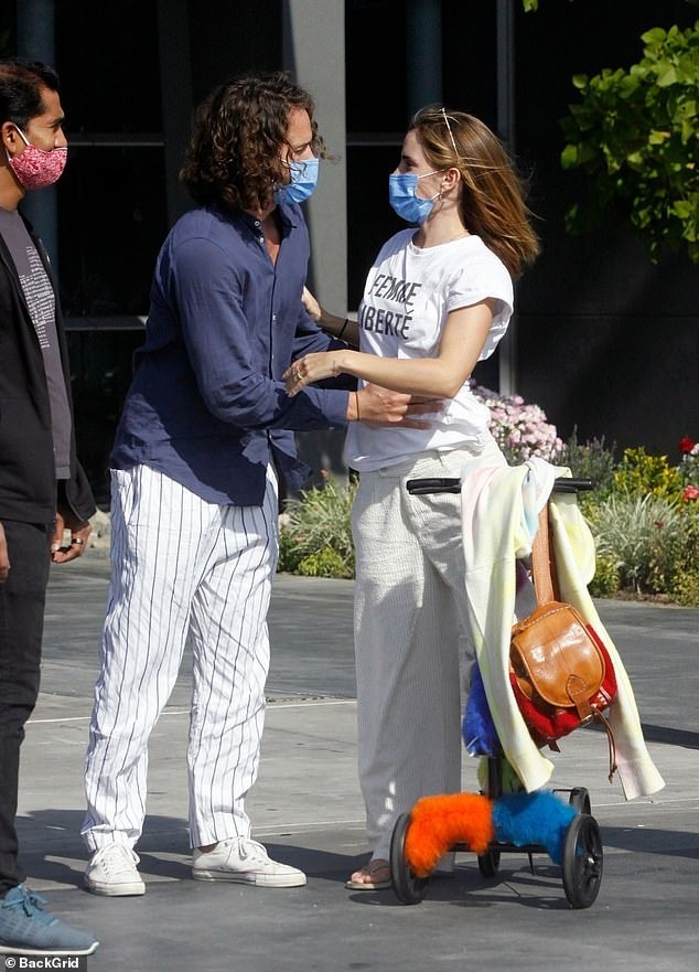 Emma Watson bi hieu lam da giai nghe anh 1