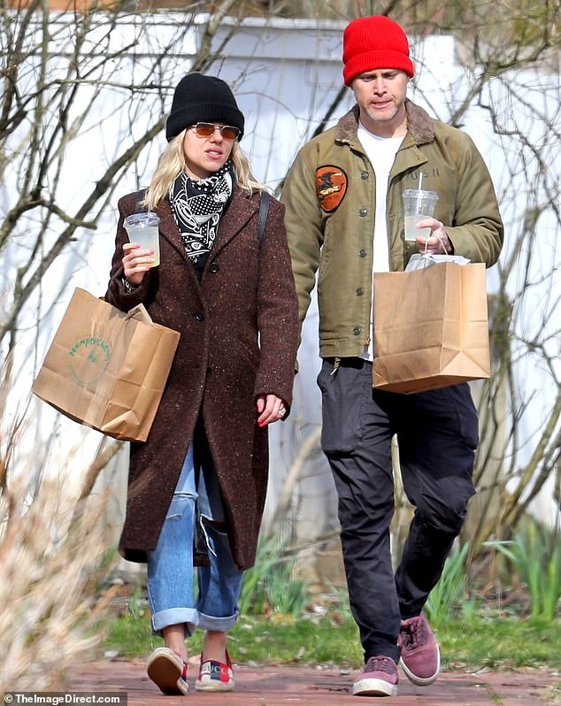 Scarlett Johansson ket hon anh 2