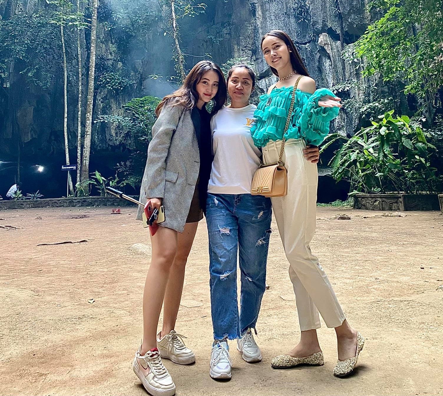 hoa hau chuyen gioi campuchia anh 6