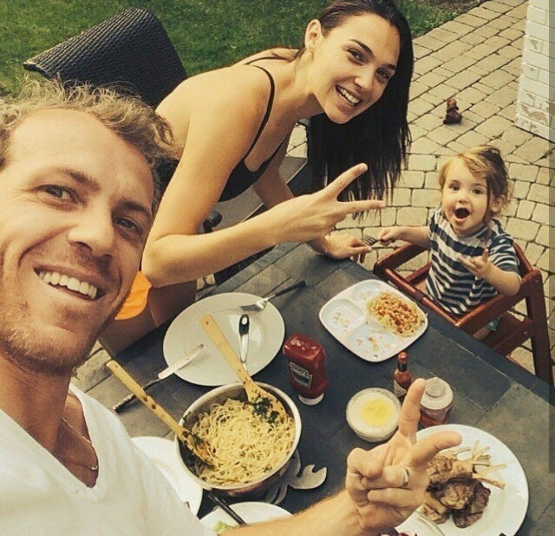 hon nhan cua Wonder Woman Gal Gadot anh 9