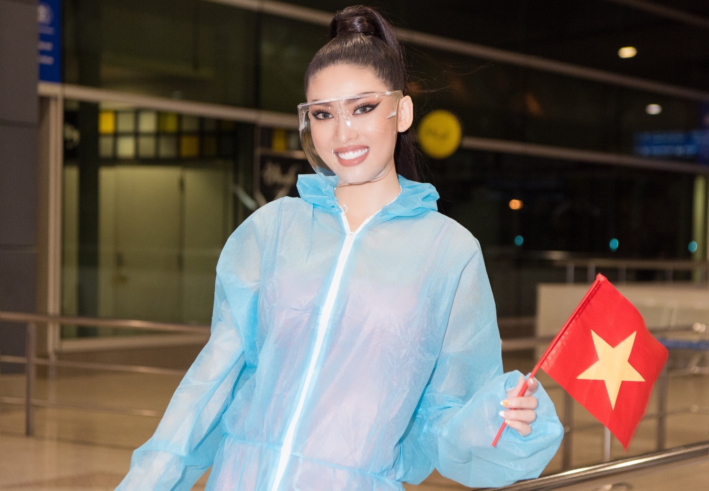 Ngoc Thao mang 150 kg hanh ly di thi Hoa hau Hoa binh Quoc te hinh anh